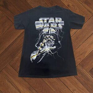 Style Star Wars Darth Vader Lightning Graphic Tee